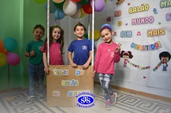 Alunos participam de atividades alusivas ao Dia da Criança 