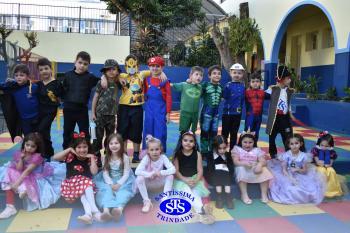 Alunos participam de atividades alusivas ao Dia da Criança 