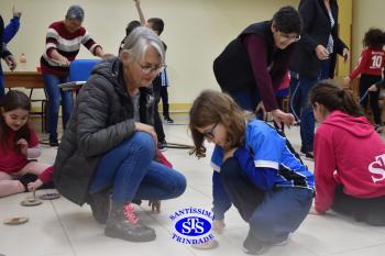 Alunos participam de atividades alusivas ao Dia da Criança 