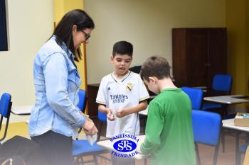 Alunos participam de atividades alusivas ao Dia da Criança 