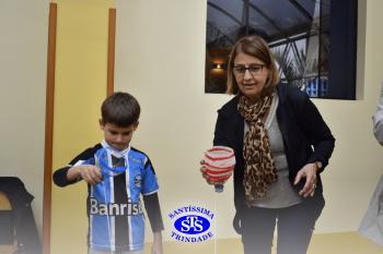Alunos participam de atividades alusivas ao Dia da Criança 