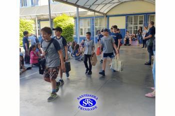 Alunos participam de atividades alusivas ao Dia da Criança 