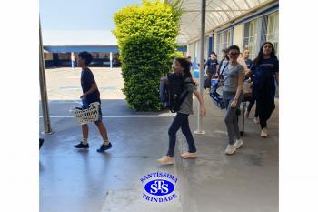 Alunos participam de atividades alusivas ao Dia da Criança 