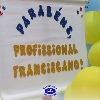 Homenagem aos Profissionais Franciscanos