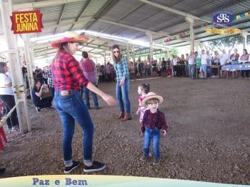 Desfile Caipira - Educação Infantil