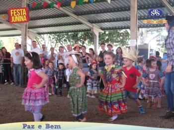 Desfile Caipira - Educação Infantil