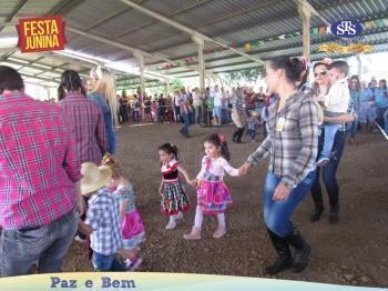 Desfile Caipira - Educação Infantil