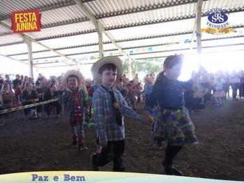 Desfile Caipira - Educação Infantil