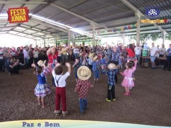 Desfile Caipira - Educação Infantil