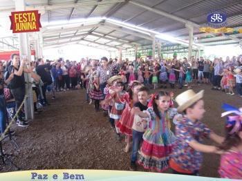 Desfile Caipira - 1º ao 3º ano