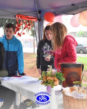 Feira de Miniempresas - das 14h às 16h30 - Praça Erico Verissimo