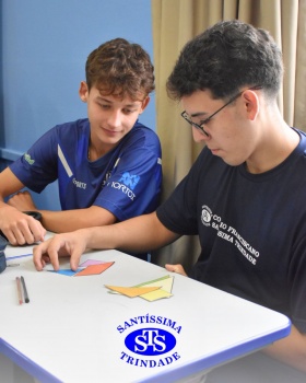 Tangram desenvolve habilidades matemáticas e raciocínio lógico | 3ª série