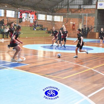 6º e 7º ano entram em quadra com muita animação nos Jogos Franciscanos Interséries
