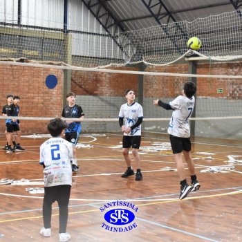 6º e 7º ano entram em quadra com muita animação nos Jogos Franciscanos Interséries