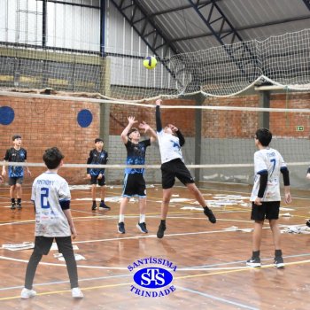 6º e 7º ano entram em quadra com muita animação nos Jogos Franciscanos Interséries