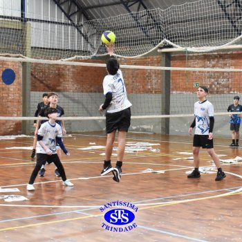 6º e 7º ano entram em quadra com muita animação nos Jogos Franciscanos Interséries