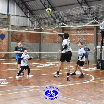 6º e 7º ano entram em quadra com muita animação nos Jogos Franciscanos Interséries