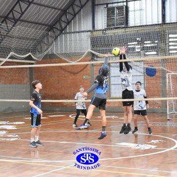 6º e 7º ano entram em quadra com muita animação nos Jogos Franciscanos Interséries
