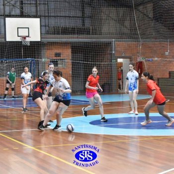 Trabalho em equipe e alegria foram as marcas dos Jogos Interséries do Ensino Médio