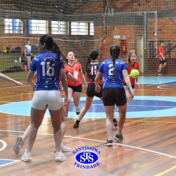 Trabalho em equipe e alegria foram as marcas dos Jogos Interséries do Ensino Médio