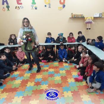 Alunos do Infantil 5 receberam visita especial