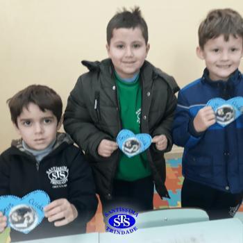 Alunos do Infantil 5 receberam visita especial