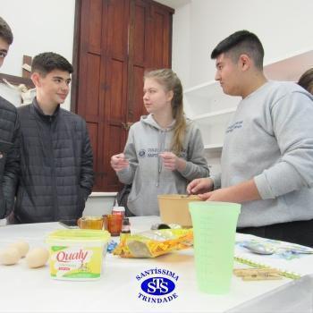 Culinária estadunidense é utilizada para estudar Língua Inglesa e Química