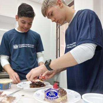 Culinária estadunidense é utilizada para estudar Língua Inglesa e Química