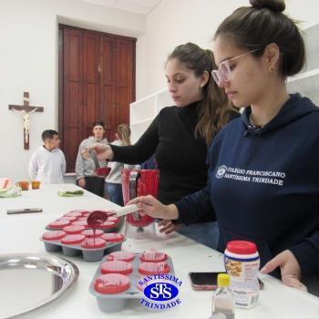 Culinária estadunidense é utilizada para estudar Língua Inglesa e Química