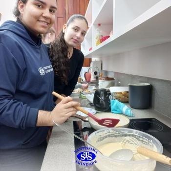 Culinária estadunidense é utilizada para estudar Língua Inglesa e Química