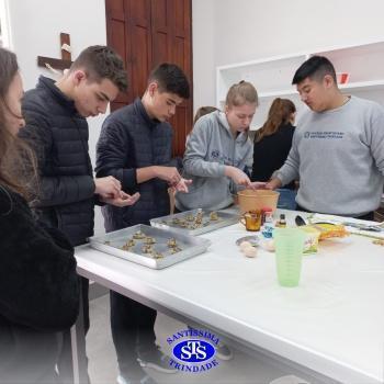 Culinária estadunidense é utilizada para estudar Língua Inglesa e Química