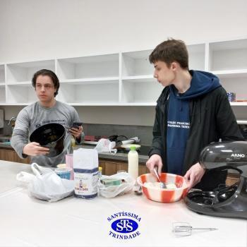 Culinária estadunidense é utilizada para estudar Língua Inglesa e Química