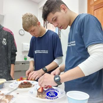 Culinária estadunidense é utilizada para estudar Língua Inglesa e Química