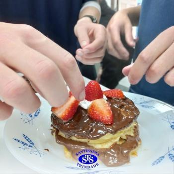 Culinária estadunidense é utilizada para estudar Língua Inglesa e Química