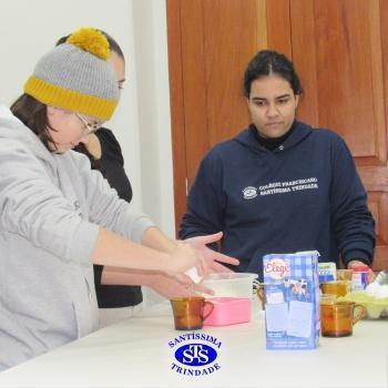 Culinária estadunidense é utilizada para estudar Língua Inglesa e Química