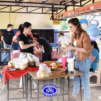 Infantil 3 e 4 celebram o Dia do Gaúcho com churrasco feito pelas famílias