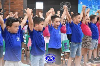 Celebração de Conclusão da Educação Infantil e envio para o 1º ano dos alunos do Infantil 5