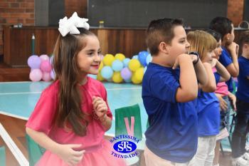 Celebração de Conclusão da Educação Infantil e envio para o 1º ano dos alunos do Infantil 5