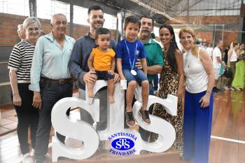Celebração de Conclusão da Educação Infantil e envio para o 1º ano dos alunos do Infantil 5