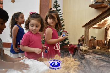 Alunos do Infantil 1, 2, 3 e 4 participam das Celebrações de Natal