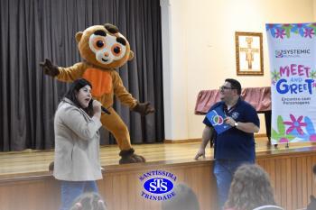 Meet and Greet com personagens da Systemic Bilingual
