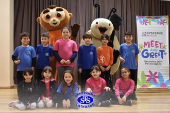 Meet and Greet com personagens da Systemic Bilingual