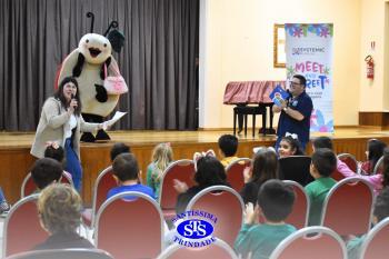 Meet and Greet com personagens da Systemic Bilingual