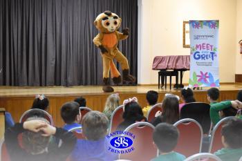 Meet and Greet com personagens da Systemic Bilingual