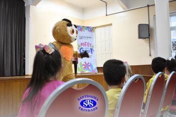 Meet and Greet com personagens da Systemic Bilingual