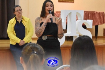 ACI Cruz Alta e Colégio Santíssima promovem o empreendedorismo por meio do Programa Miniempresa