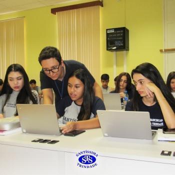 Chromebooks são utilizados durante as aulas