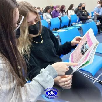 Revistas temáticas são produzidas pelos alunos do Novo Ensino Médio