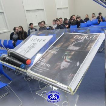 Revistas temáticas são produzidas pelos alunos do Novo Ensino Médio