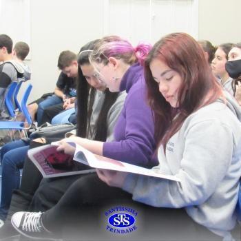 Revistas temáticas são produzidas pelos alunos do Novo Ensino Médio